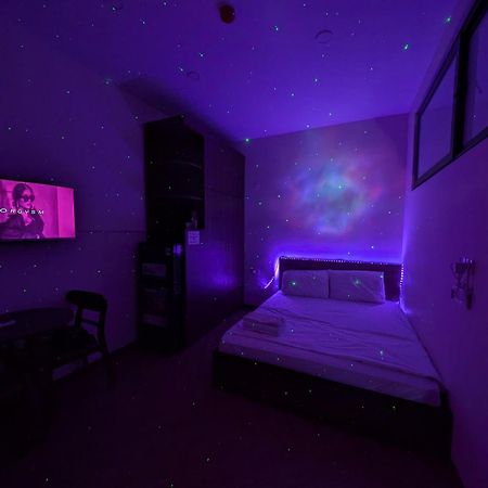 Era Apartment 158 Nguyen Khanh Toan ハノイ市 エクステリア 写真